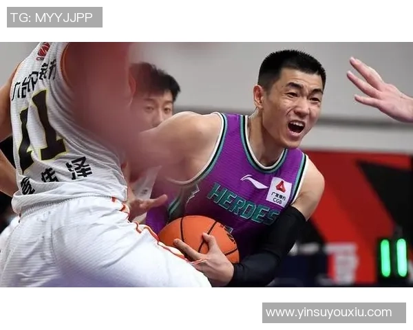 高诗岩生涯第八次三双创纪录成现役本土第一历史第十三次精彩表现引发热议